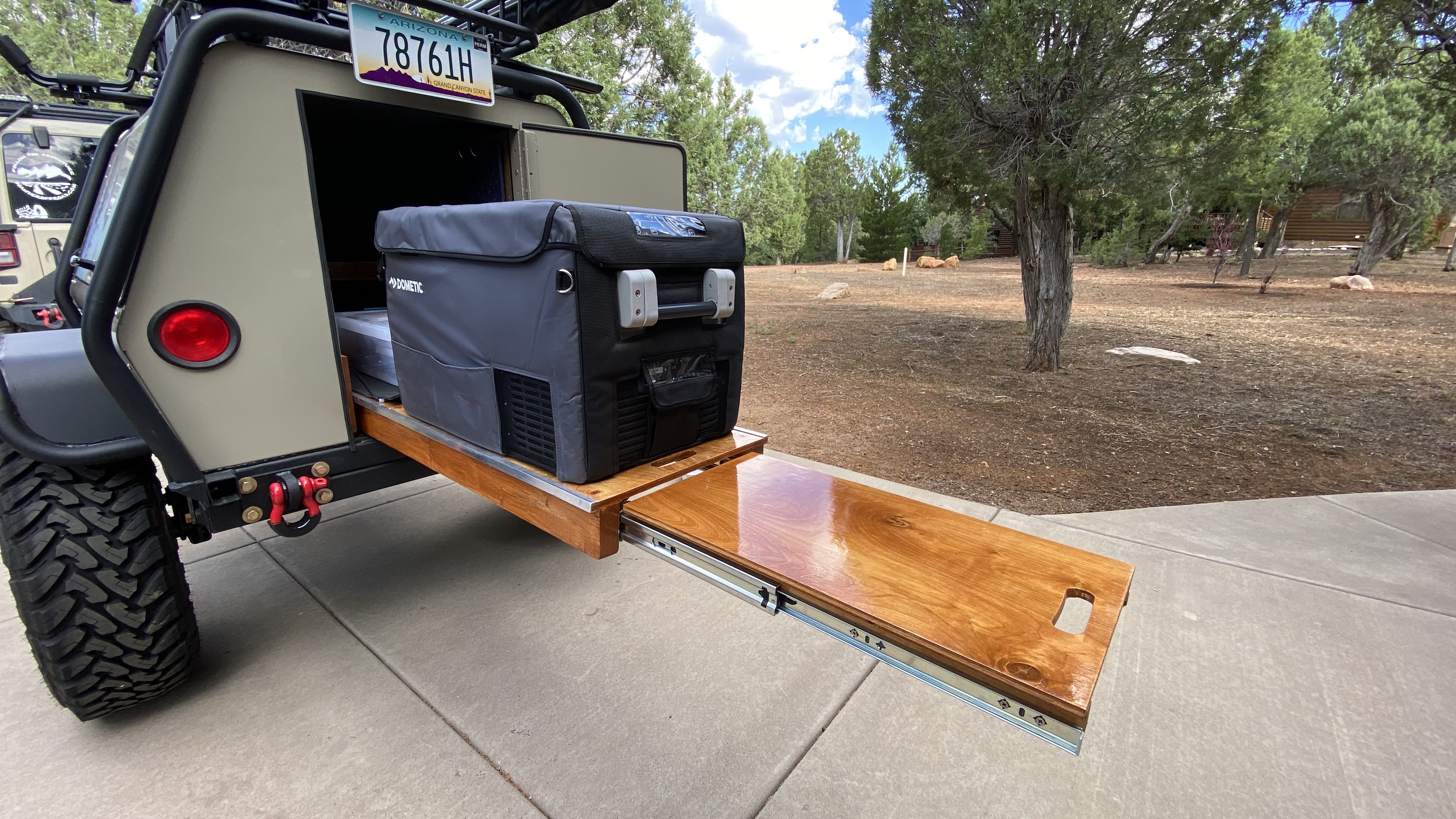 9EDB30AF-BDD3-4771-BE97-9FD0A4B60AE9_1_201_a